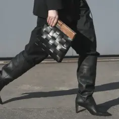 Kozaki dla kobiet z grubszą łydką – jakie modele wybrać?